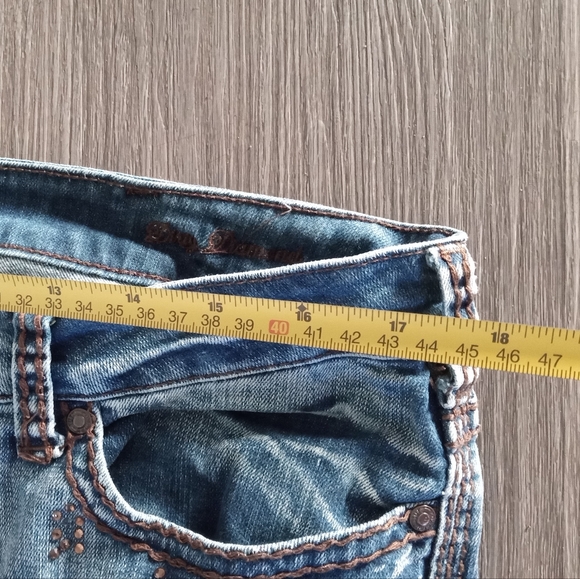 Cowgirl Tuff Brown Stitch 34x35 - Picture 5 of 9